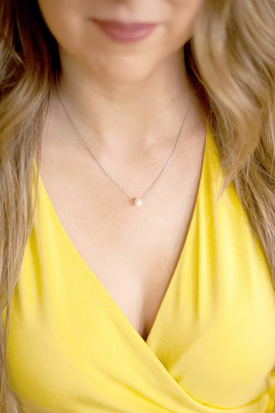 Friends are the Family you Choose - Pearl Necklace with Bookmark - Gold